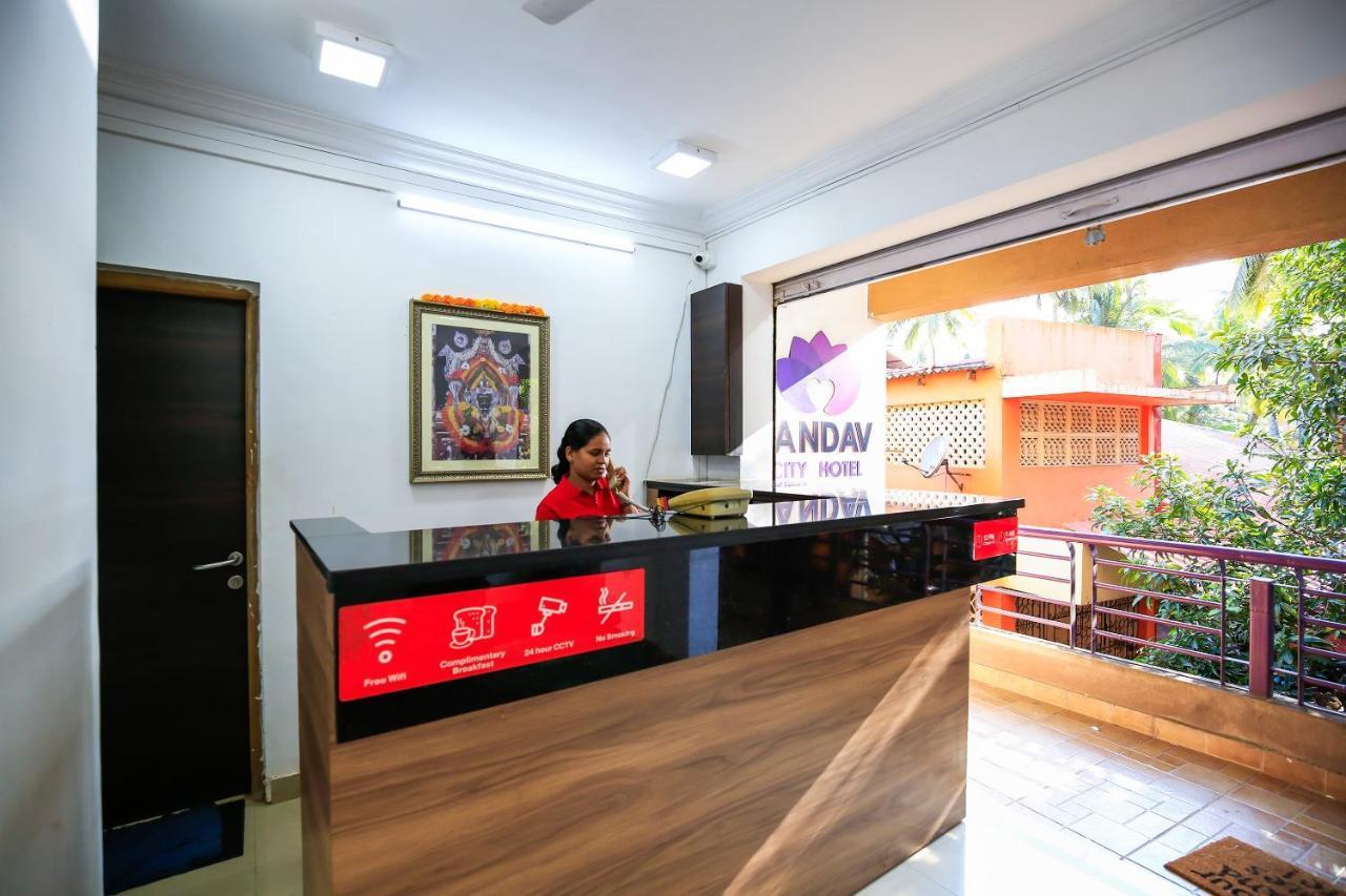Oyo 18647 Pandav City Hotel Маргао Экстерьер фото